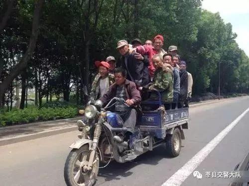 南京摩托车爆料案例视频,街头冲突事件视频曝光  第2张